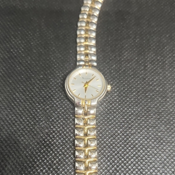 Bulova Small Gold and Silver Watch - Picture 4 of 9